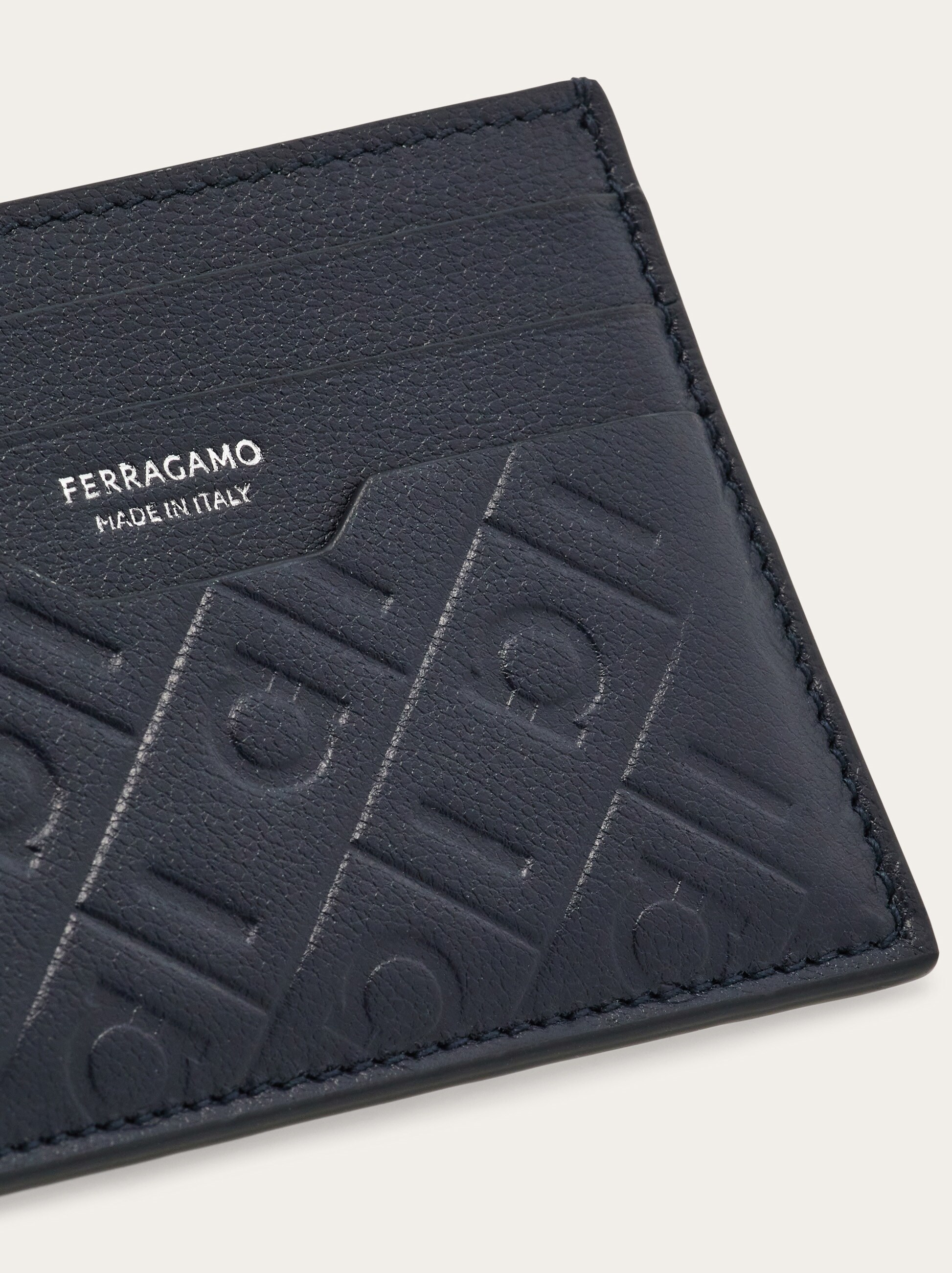 カードケース・名刺入れ FERRAGAMO Black leather coin case (220406758664 NERONERO) 楽天市場】フェラガモ カードケース neroブラックの通販