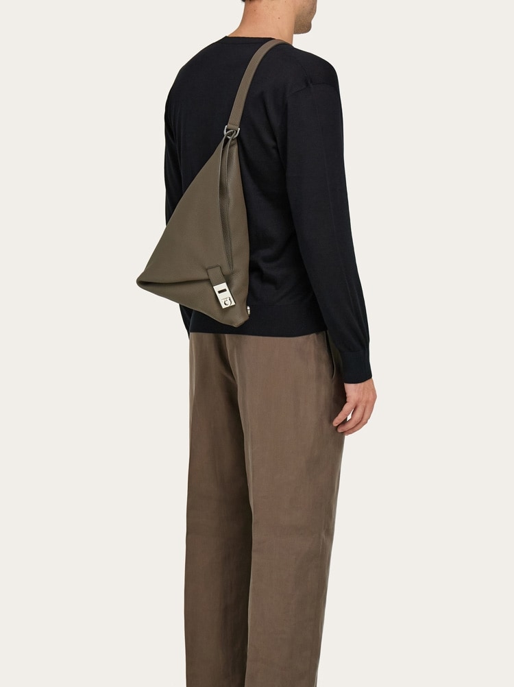 Slingbag (M) Gallery image 2