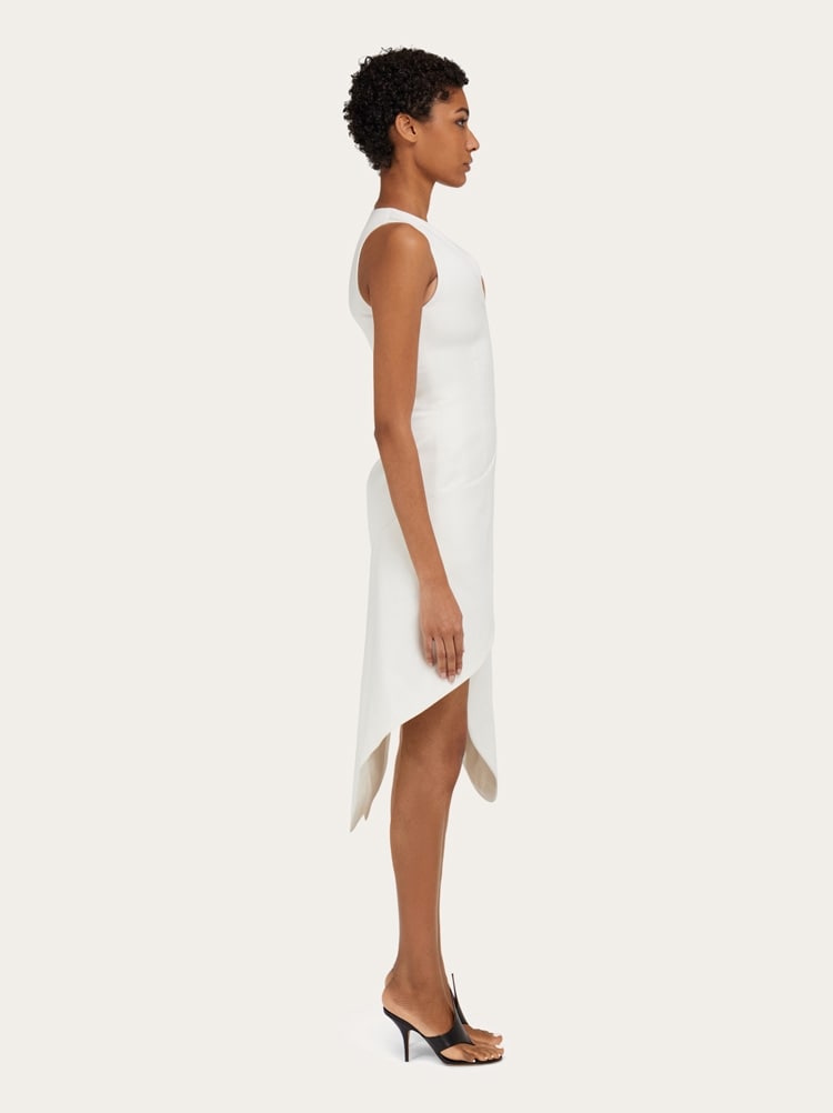 Asymmetrisches Kleid mit Formschnitt Gallery image 3