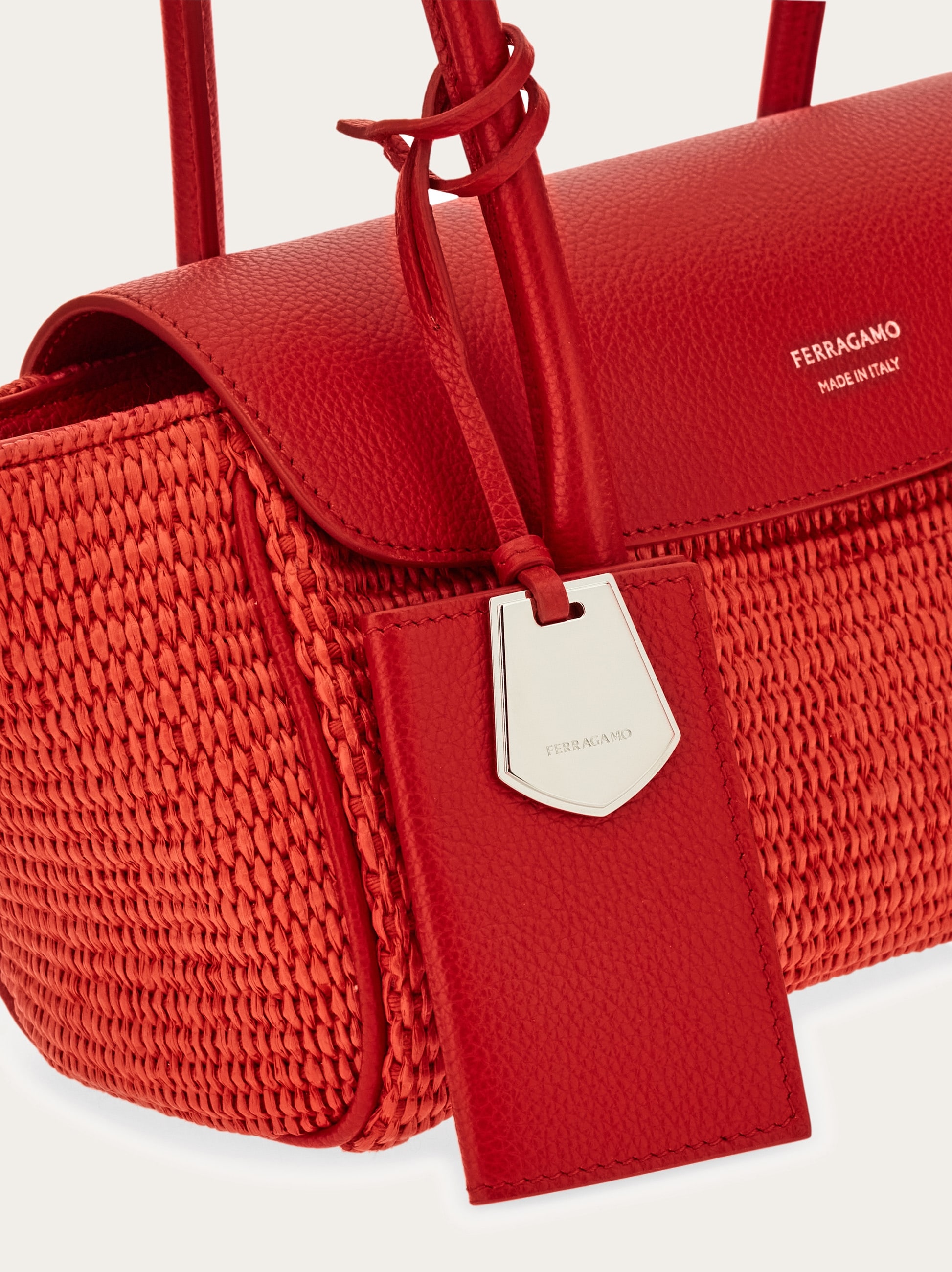 【FERRAGAMO】Small Iconic Tote Bag/追跡+関税+全国送料込み Ferragamo Iconic Tote Bag, Black/White | Costco