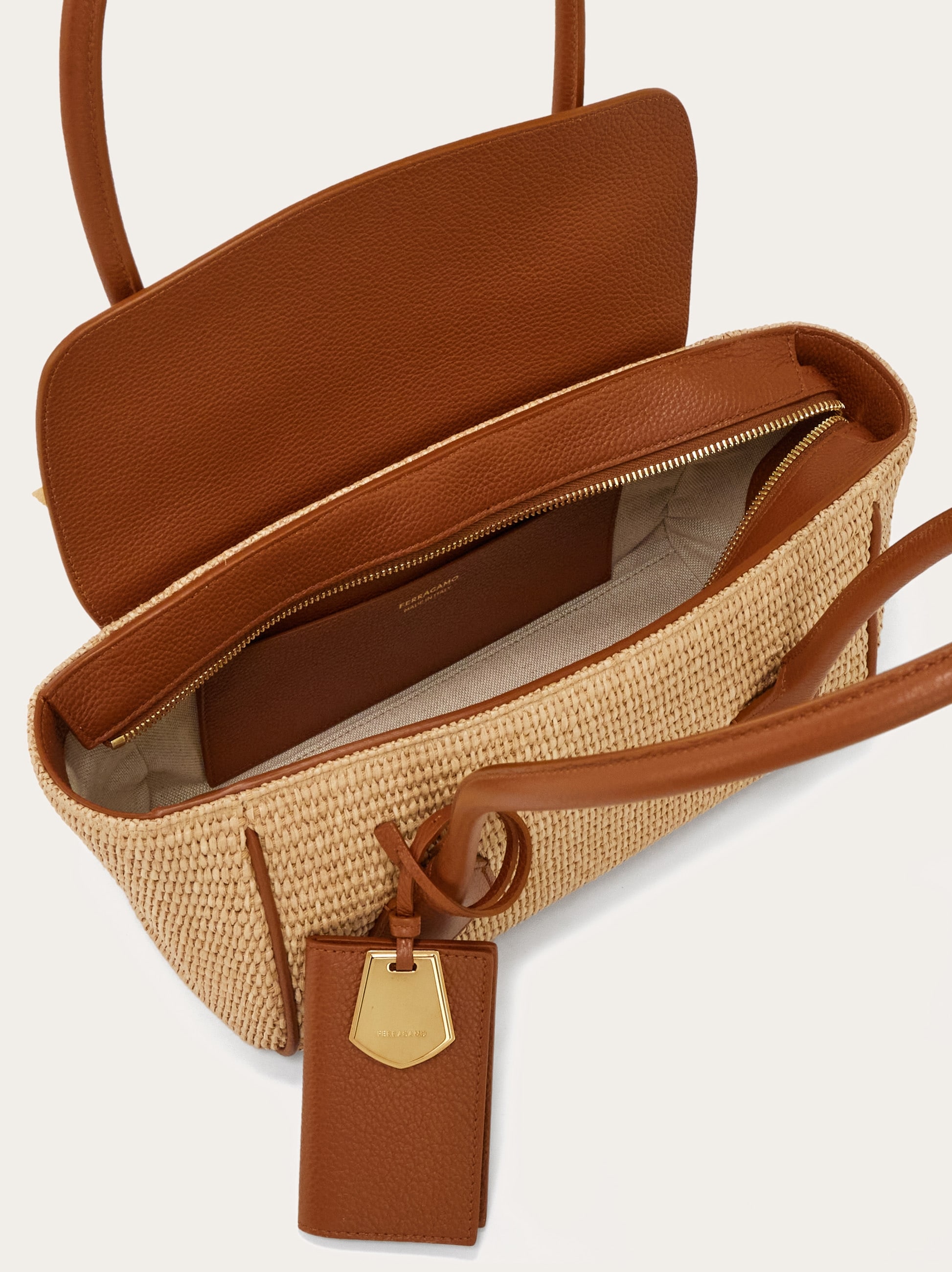 East-West tote bag (S) - Women | Ferragamo