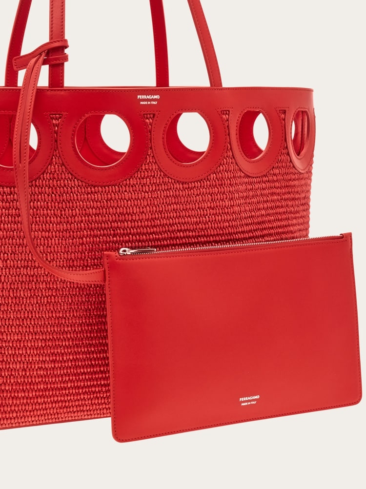Gancini outline tote bag (M) Gallery image 6