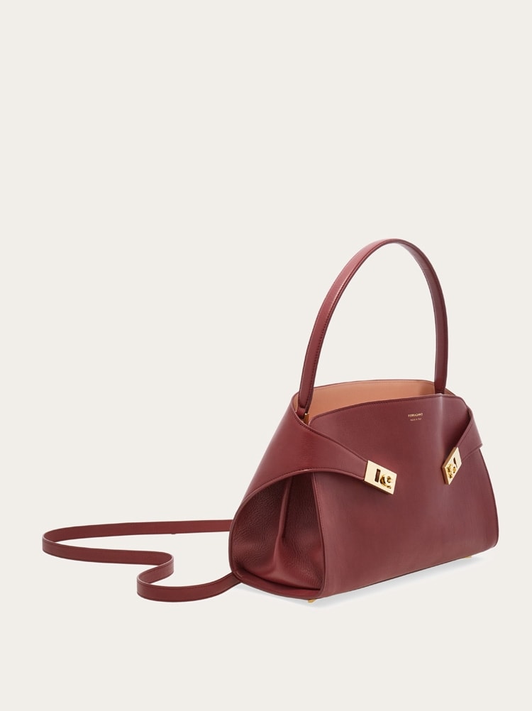 Bolso de hombro Hug soft bicolor (M) Gallery image 7