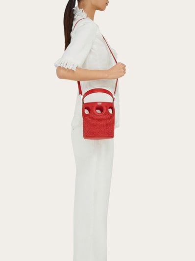 【SALVATORE FERRAGAMO】GANCINI BUCKET BAG Salvatore Ferragamo Gancini Drawstring Bucket Bag Wicker