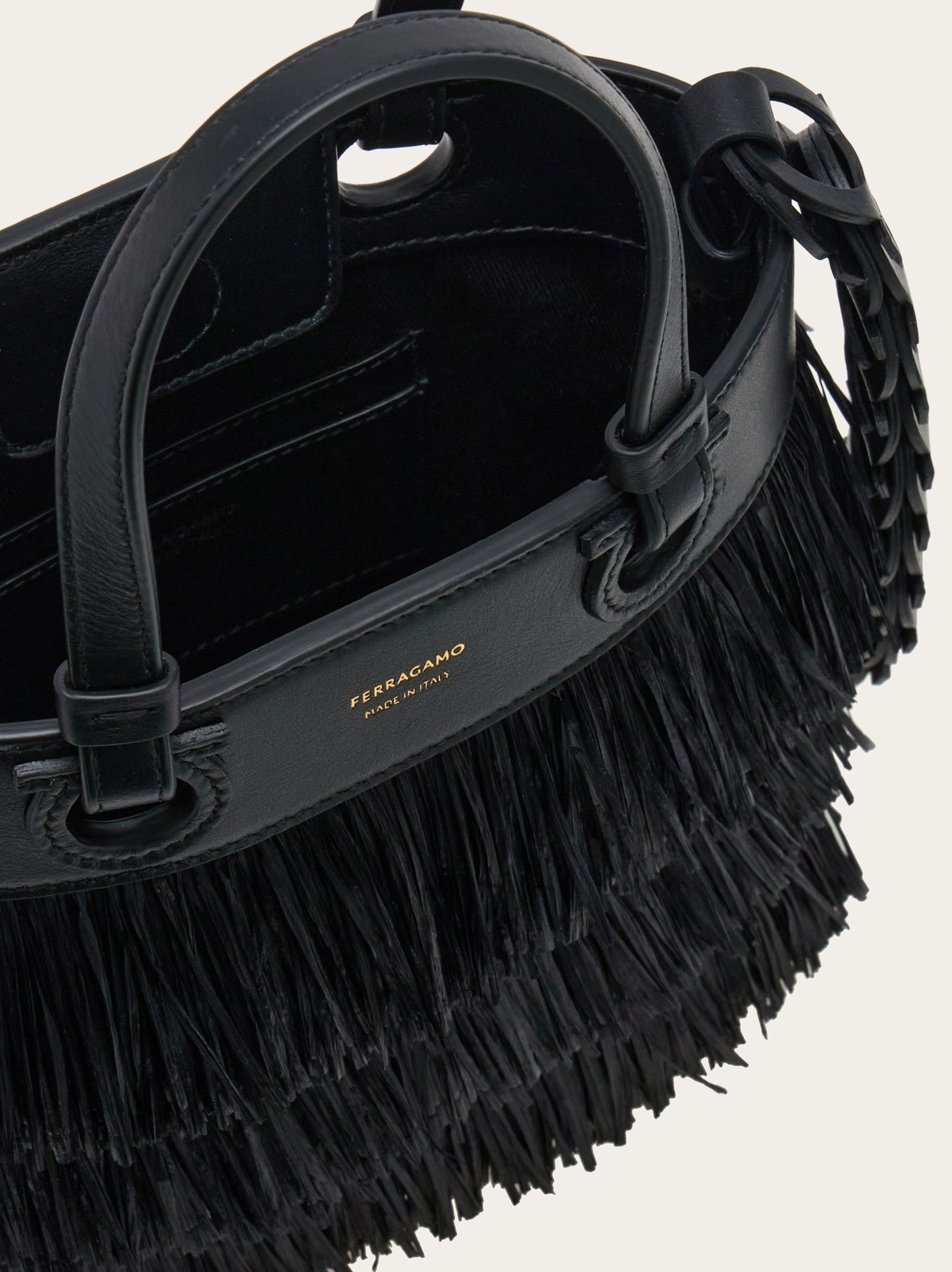 [Salvatore Ferragamo]フリンジ付きトートバッグ Fringed tote bag - Women | Ferragamo