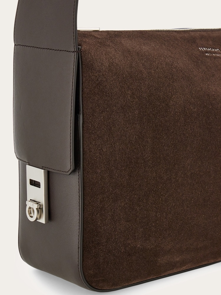 Bolso messenger con hebillas Gancini (M) Gallery image 7