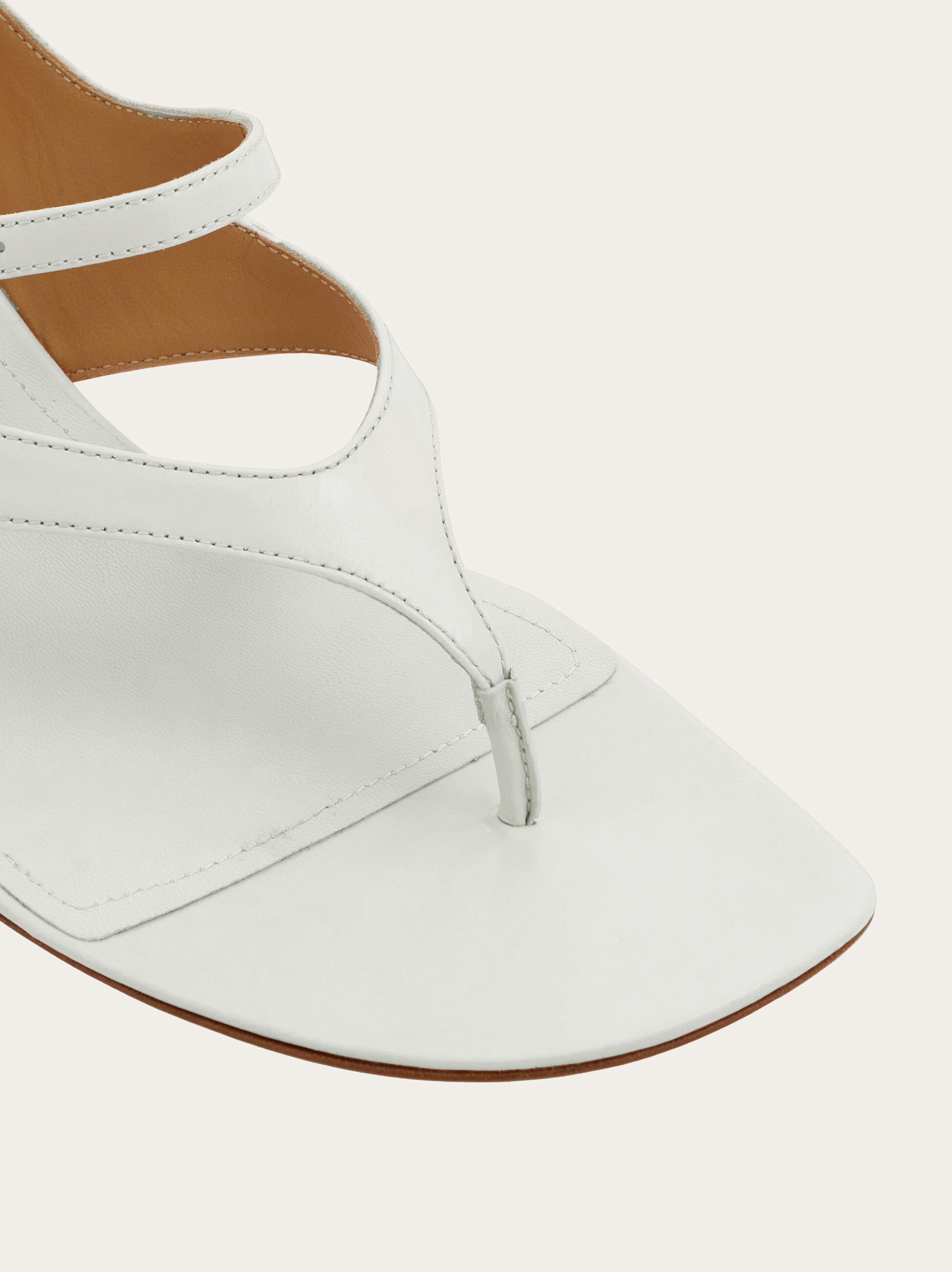 FERRAGAMO レディース サンダル VILNA 40 01H344 0768740 New Vara plate slide - Women | Ferragamo