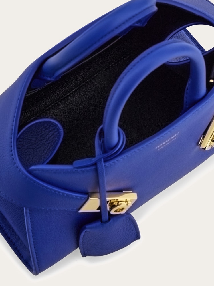 Hug ハンドバッグ(XS) Gallery image 6