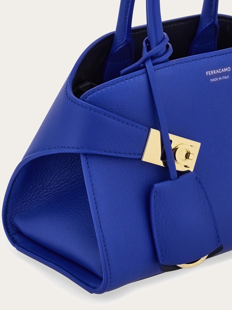 Hug ハンドバッグ(XS) Gallery image 8