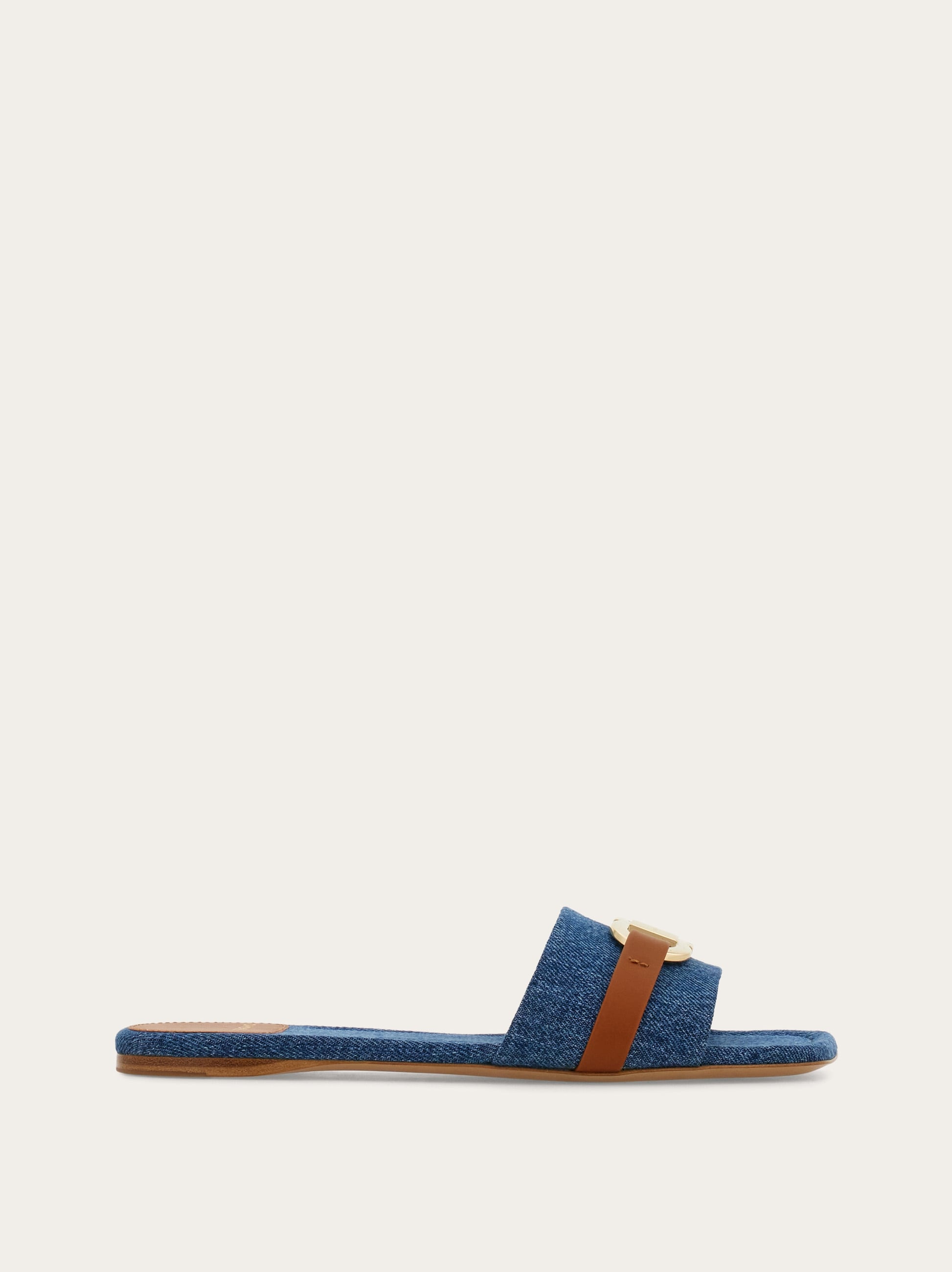 【関税&送料込】Ferragamo Gancini Slide In Cognac Leather Ferragamo Gancini-buckle Leather Slides | Brown | FARFETCH