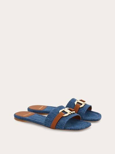 【関税&送料込】Ferragamo Gancini Slide In Cognac Leather Gancini slide - Women | Ferragamo
