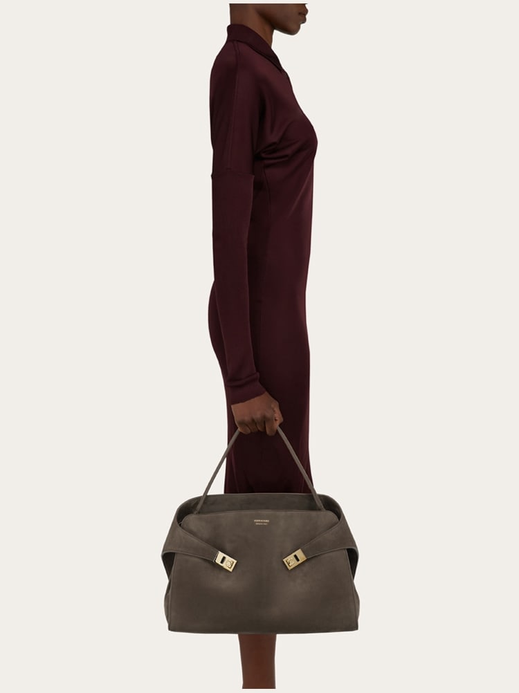 Bolso de hombro Hug soft (L) Gallery image 2