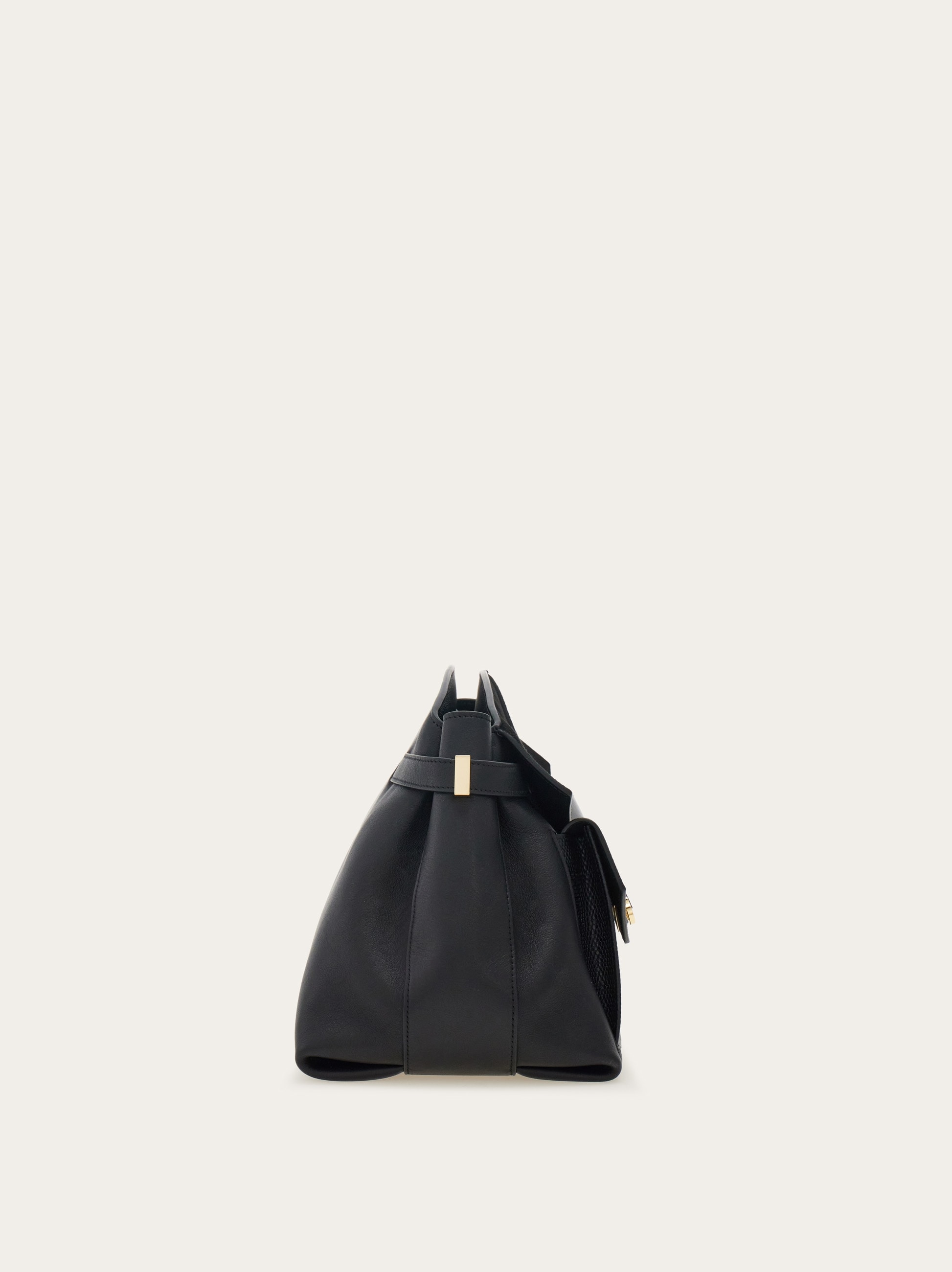 ショルダーバッグ・ポシェット Ferragamo 'Hug multipocket (L)' crossbody bag Hug mini crossbody bag - Women | Ferragamo