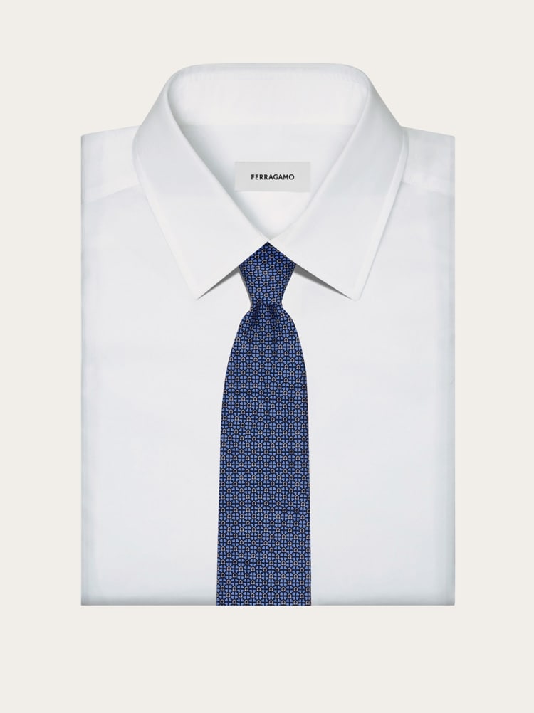 Gancini and hearts printed silk tie Gallery image 4