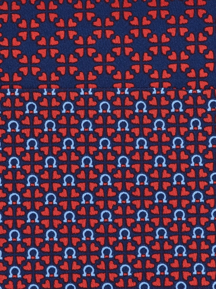 Corbata de seda estampado Gancini y corazones Gallery image 2