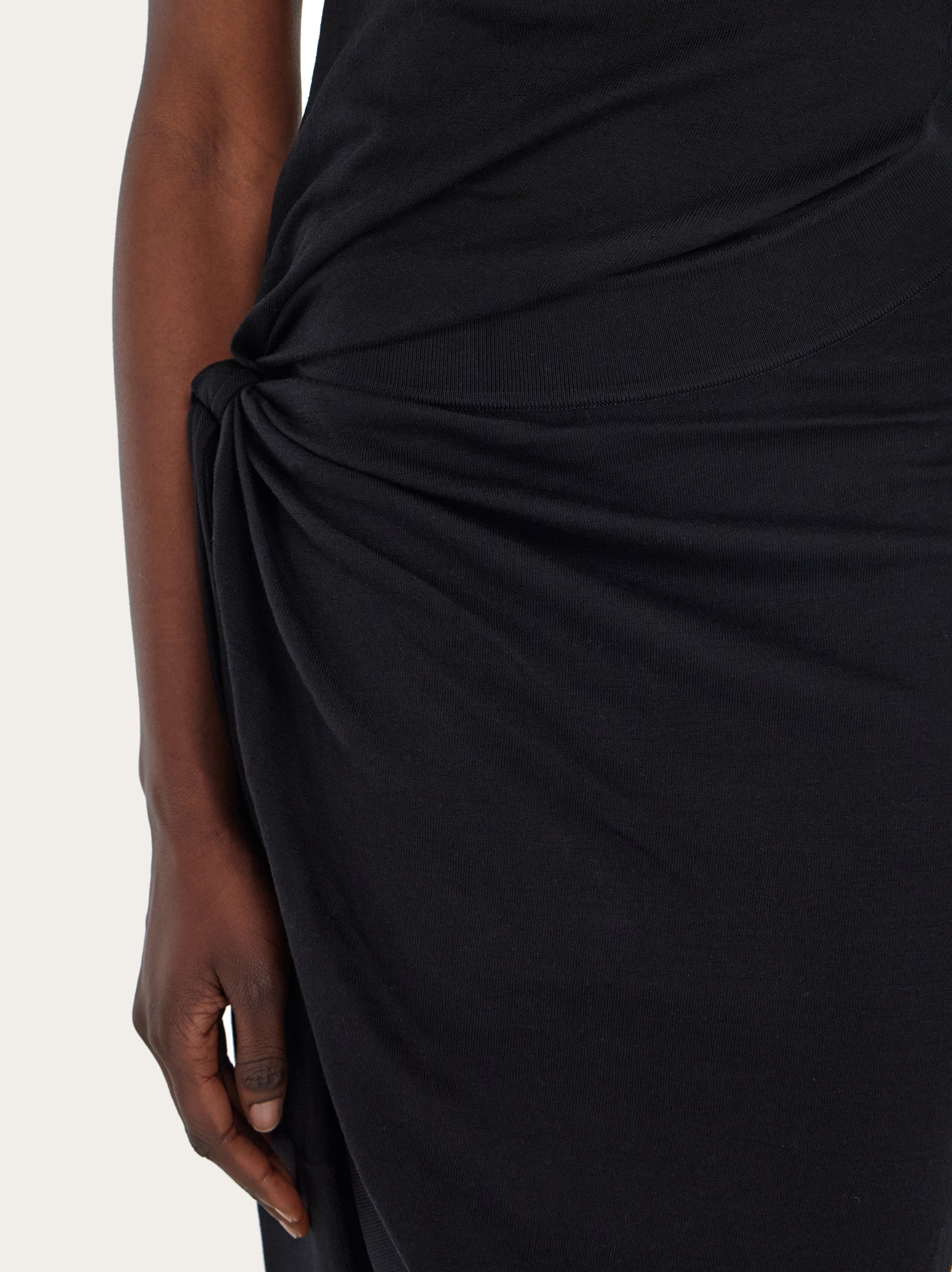 【送料&関税込】Ferragamo Sleeveless Dress Sleeveless knitted dress - Women | Ferragamo