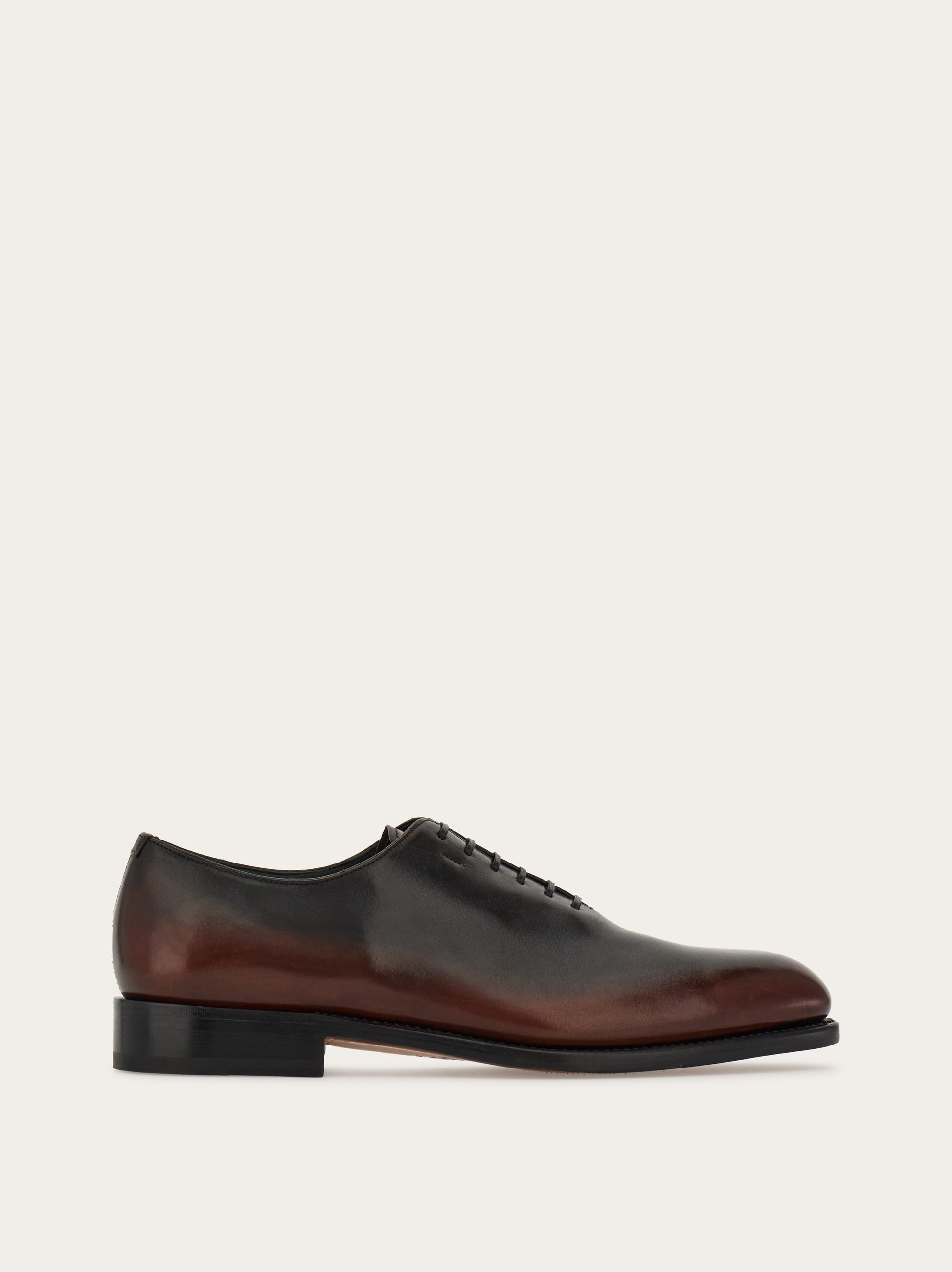 トラメッザ レースアップ - メンズ | Ferragamo
