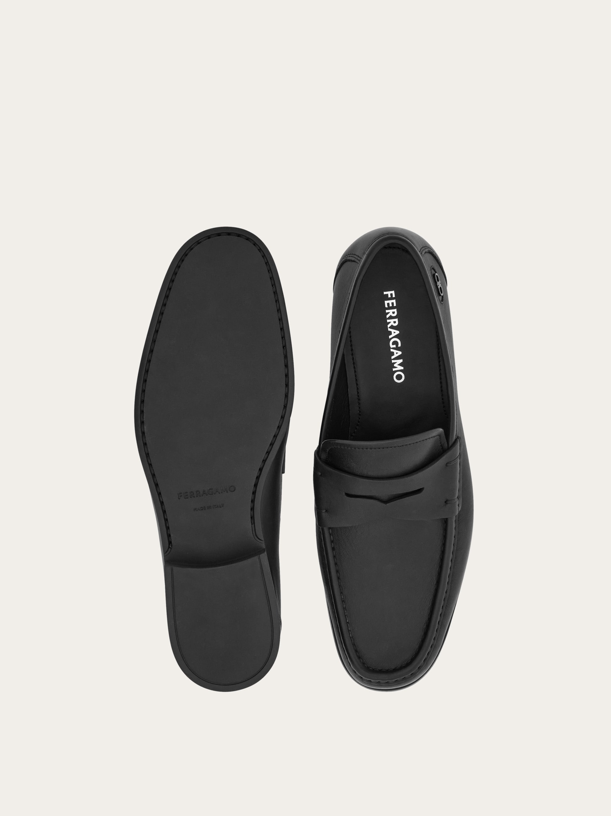 フェラガモローファー サルバトーレフェラガモ Salvatore Ferragamo ローファー