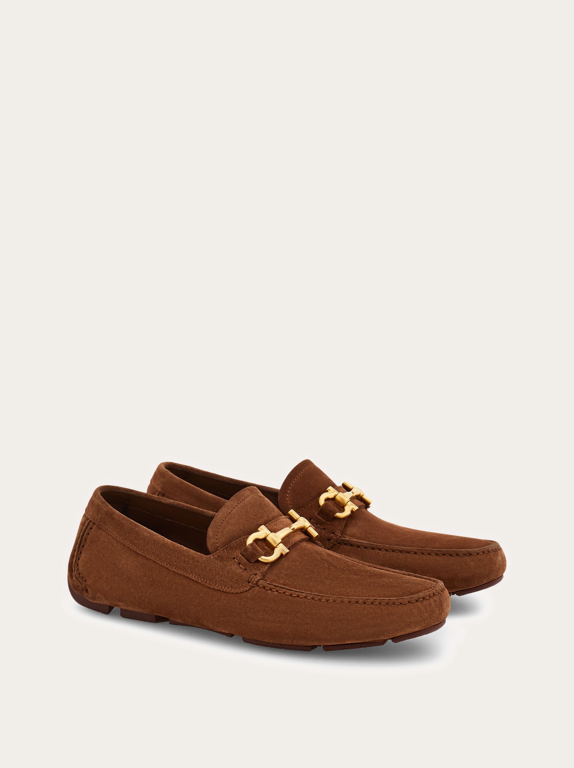 【関税込み】Ferragamo ブラウン Gancini Ornament ローファー Driver with Gancini ornament - Men | Ferragamo