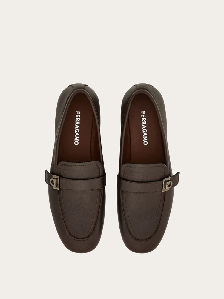 Hug buckle loafer Gallery image 3