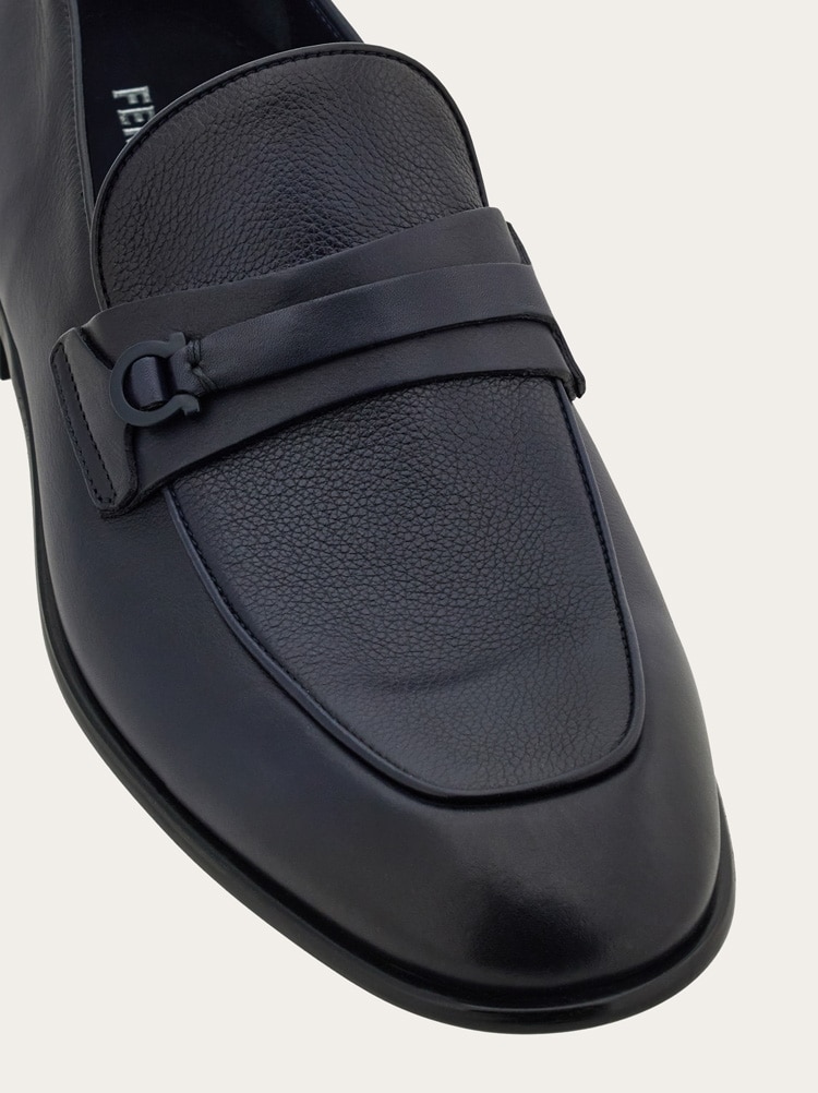 Loafer with Gancini ornament Gallery image 7