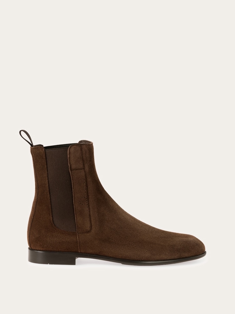 Chelsea boot Gallery image 1
