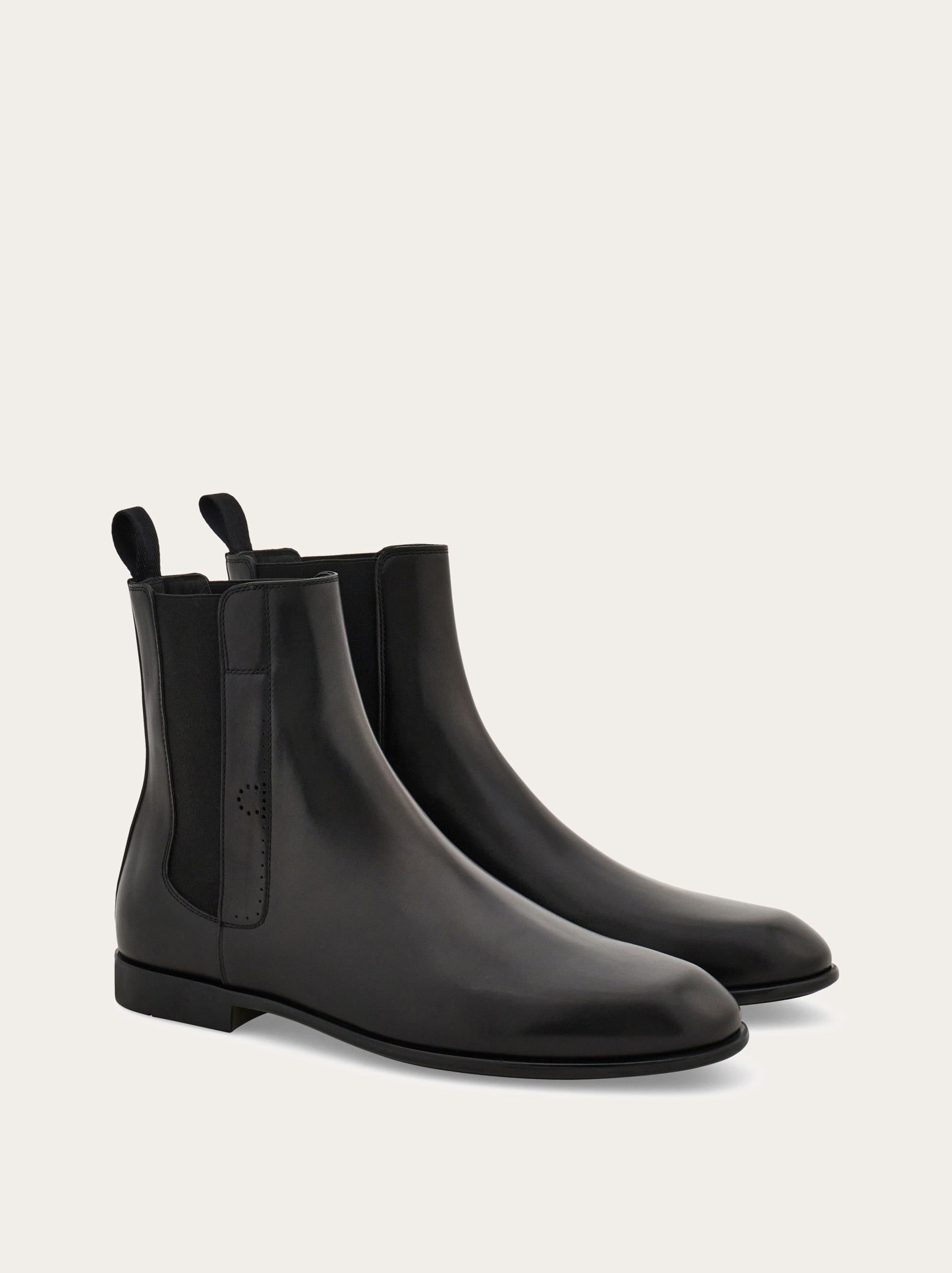 ☆*☆様 SalvatoreFerragamo 6 1/2 Chelsea boot - Men | Ferragamo