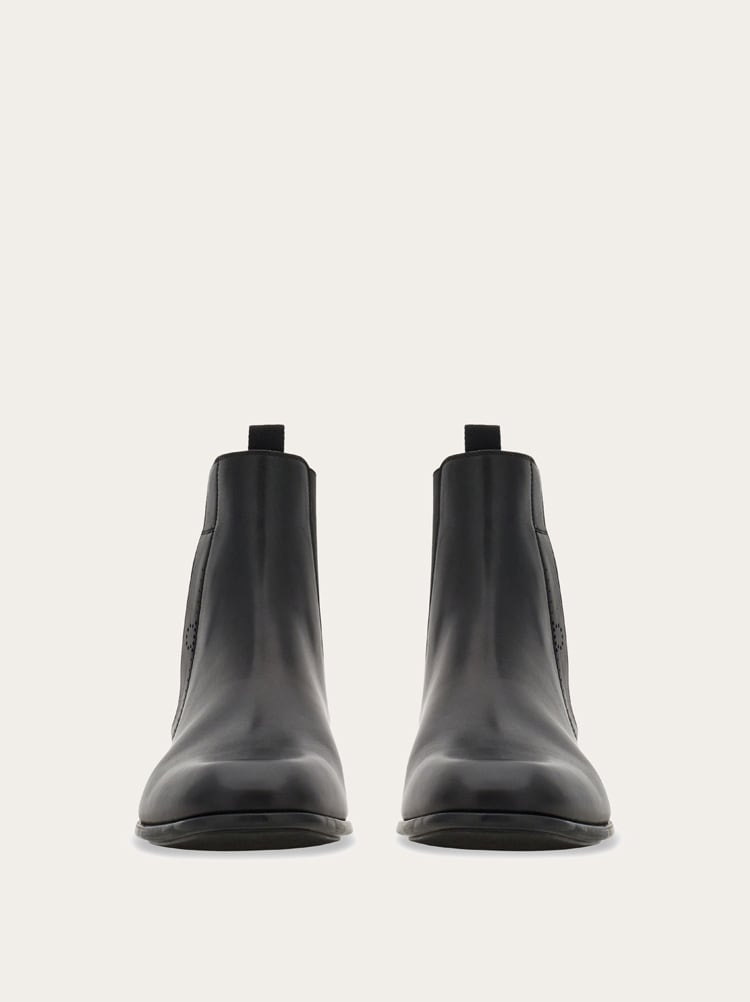 Chelsea boot Gallery image 3