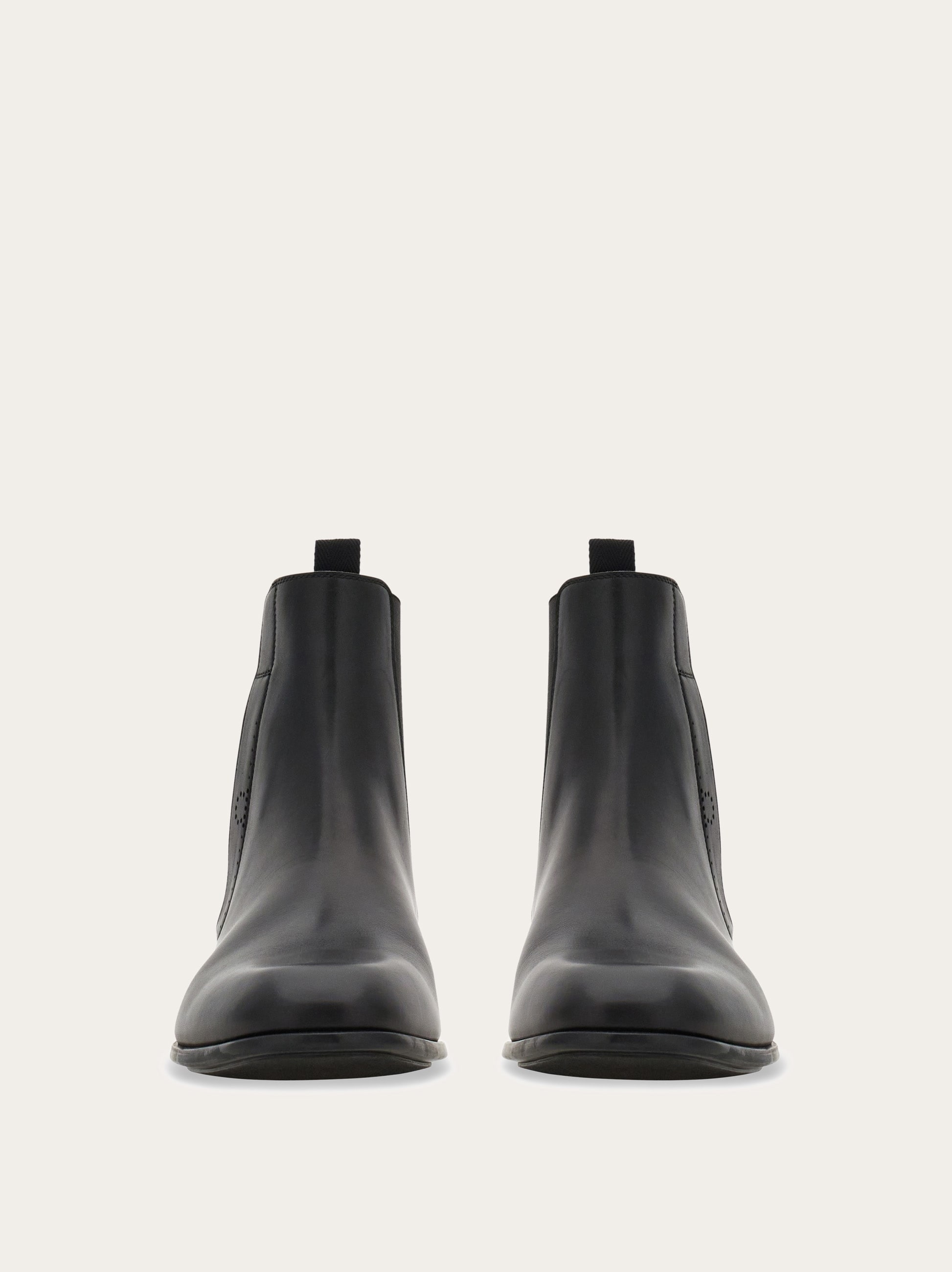 ☆*☆様 SalvatoreFerragamo 6 1/2 Chelsea boot - Men | Ferragamo