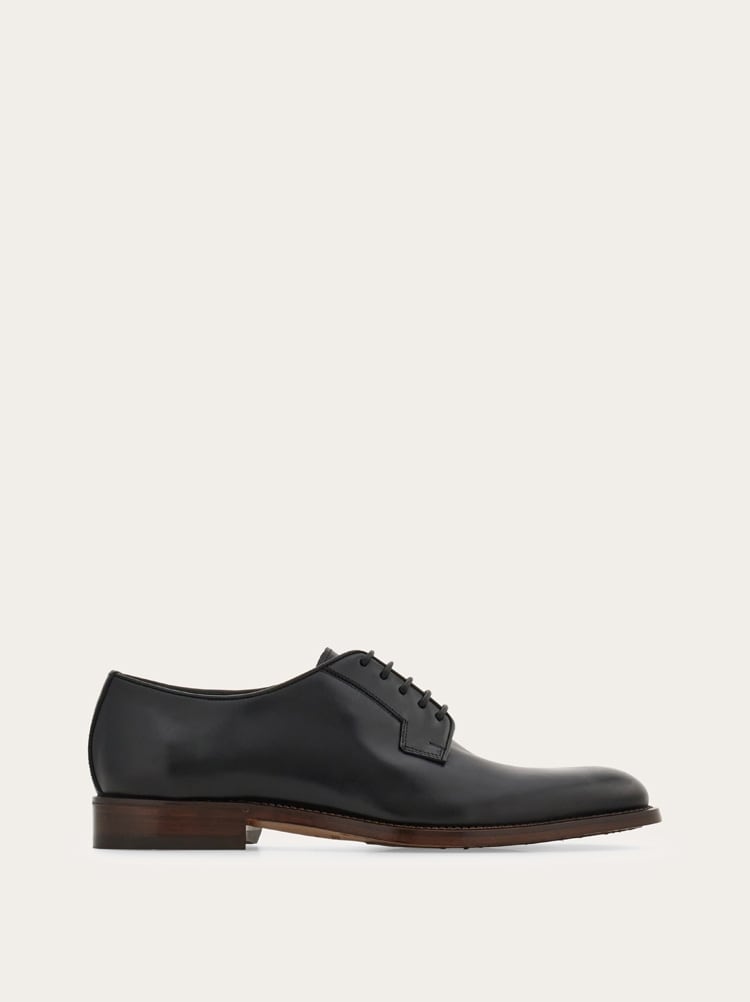 Derby shoe Gallery image 1