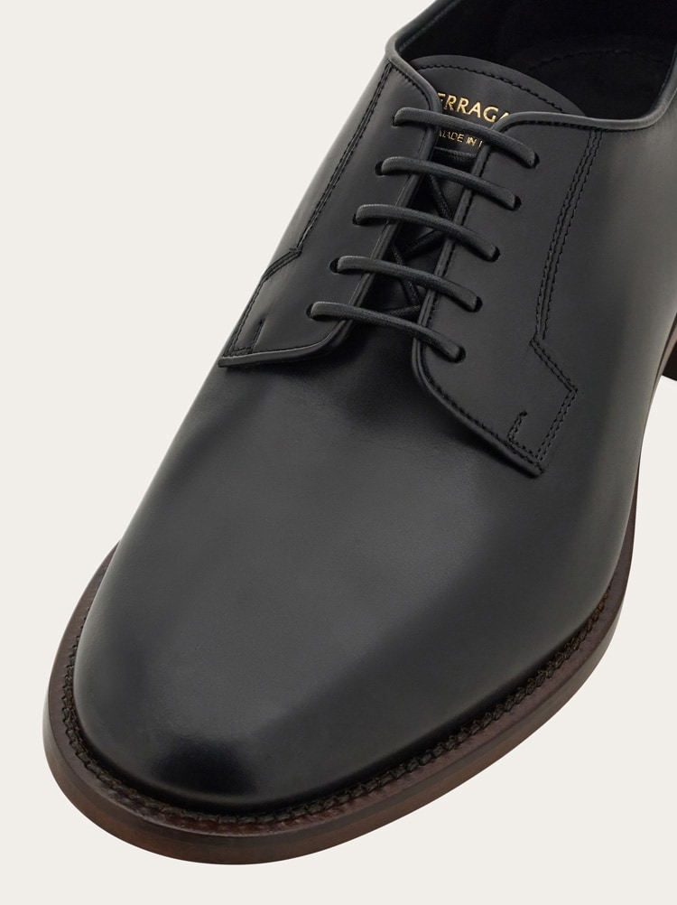 Derby shoe Gallery image 7
