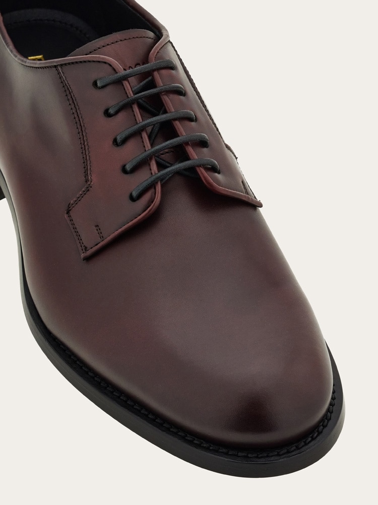 Derby shoe Gallery image 7