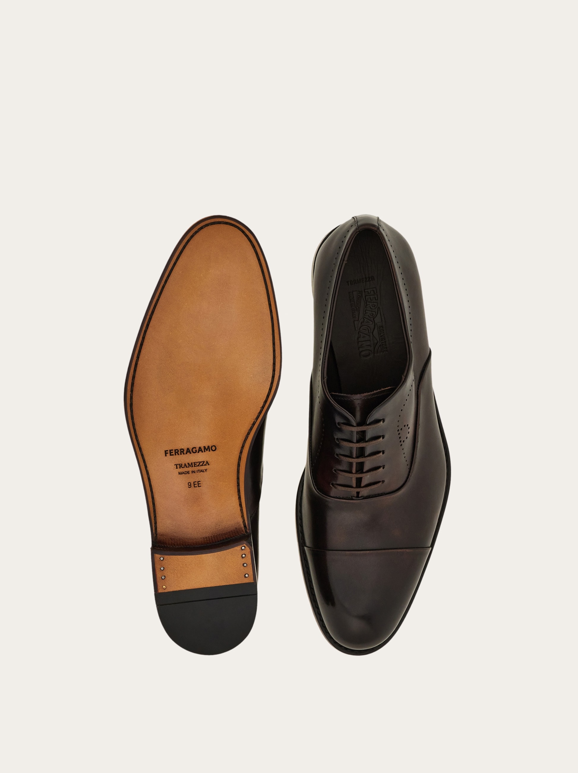 Tramezza Oxford with toe cap - Men | Ferragamo