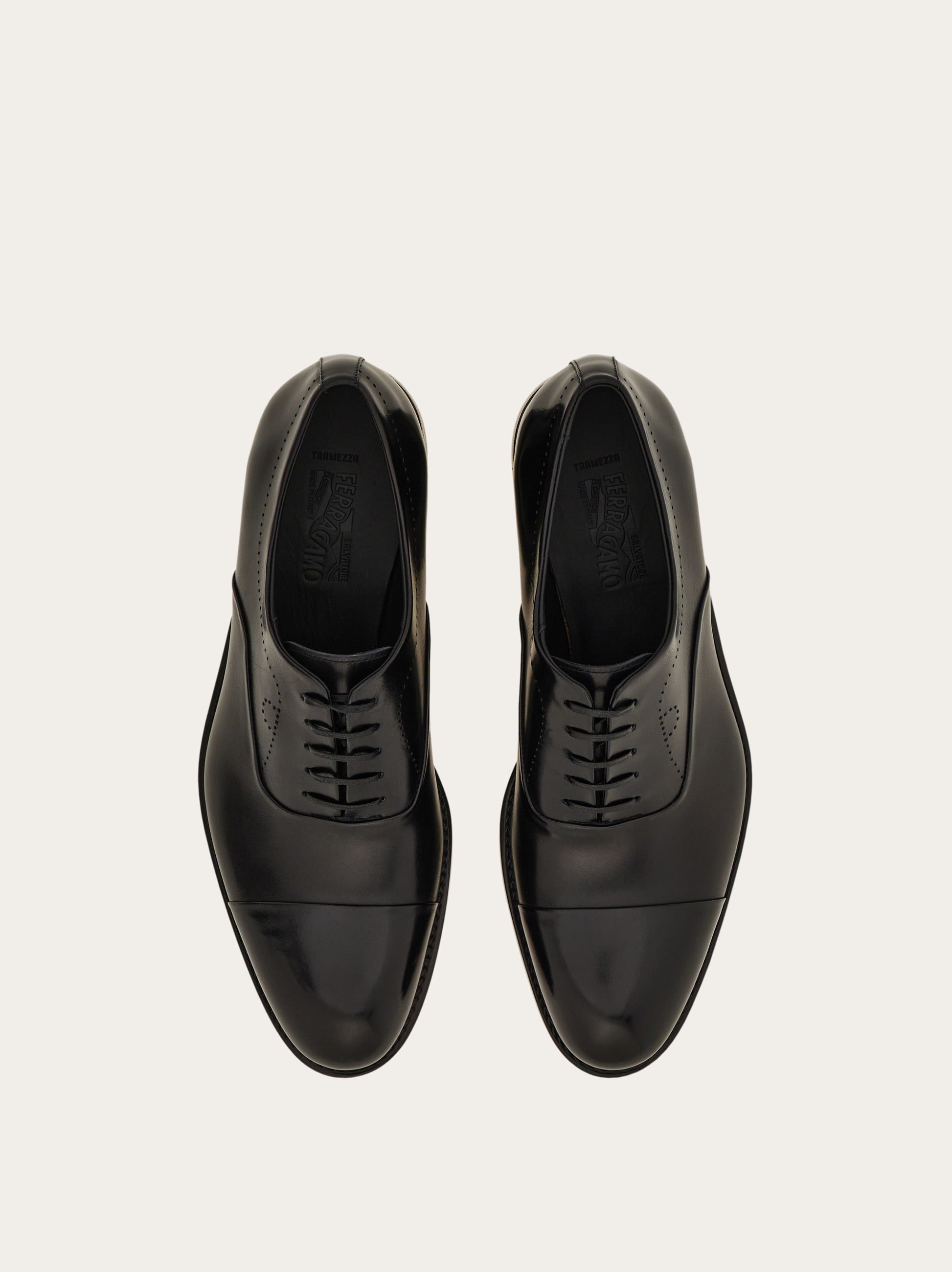 Tramezza Oxford with toe cap - Men | Ferragamo