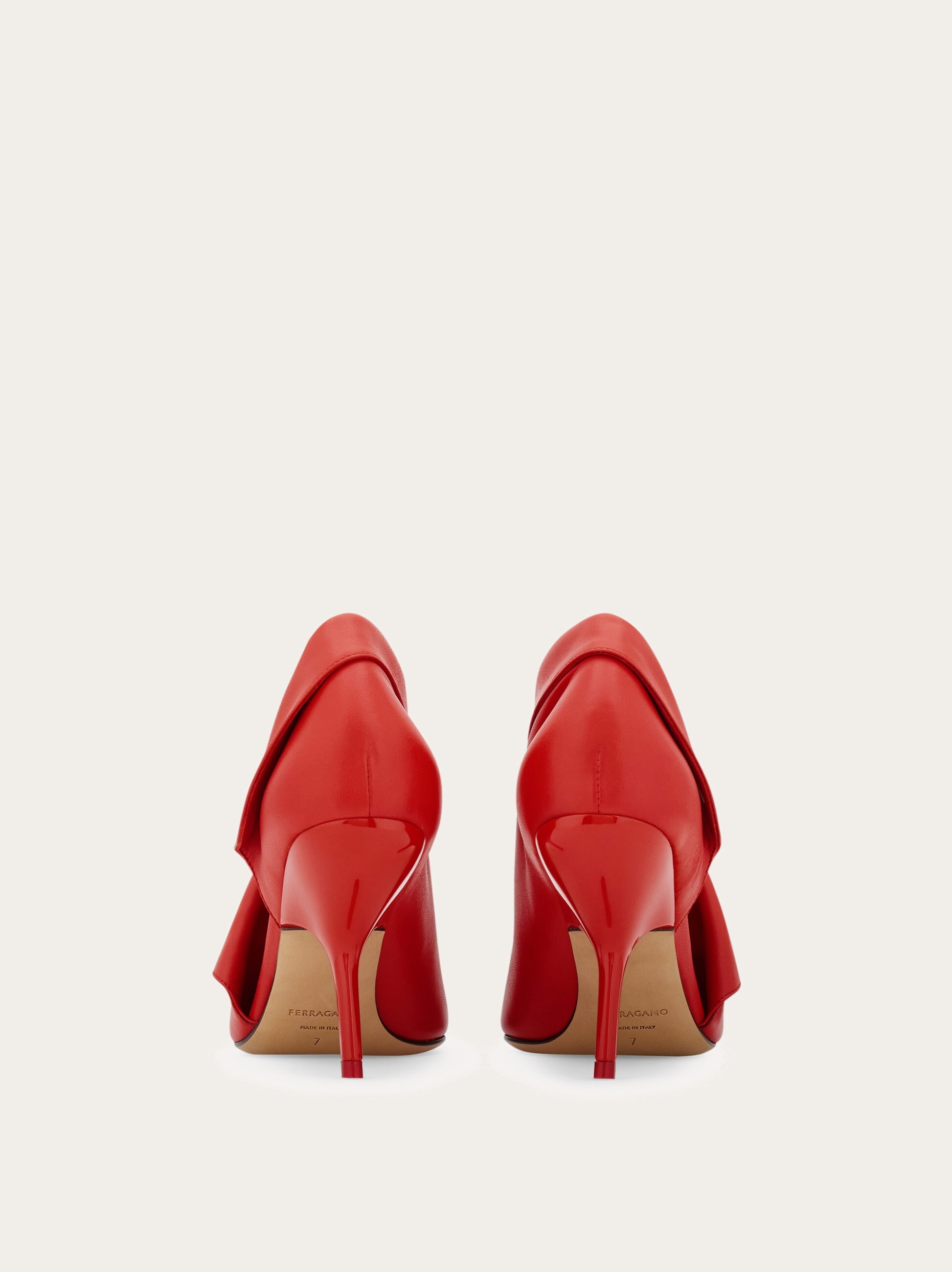 Eva pump soft - Women | Ferragamo