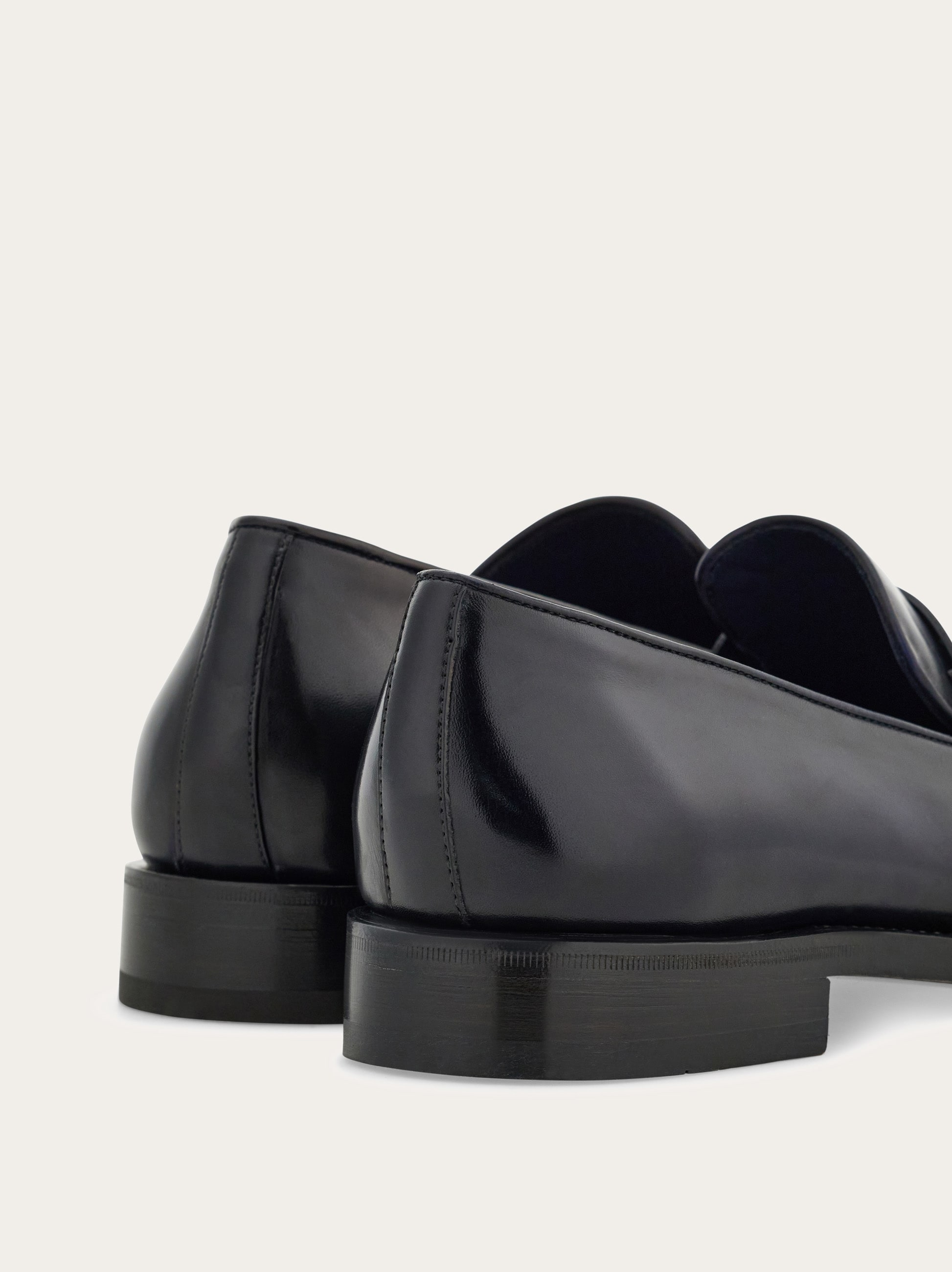 フエラガモ　靴 Tramezza plain toe Oxford - Men | Ferragamo