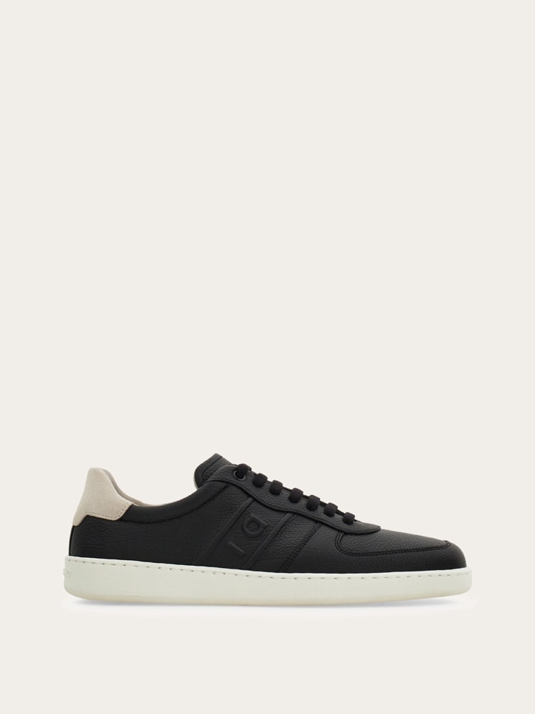 Low-top sneaker Gallery image 1