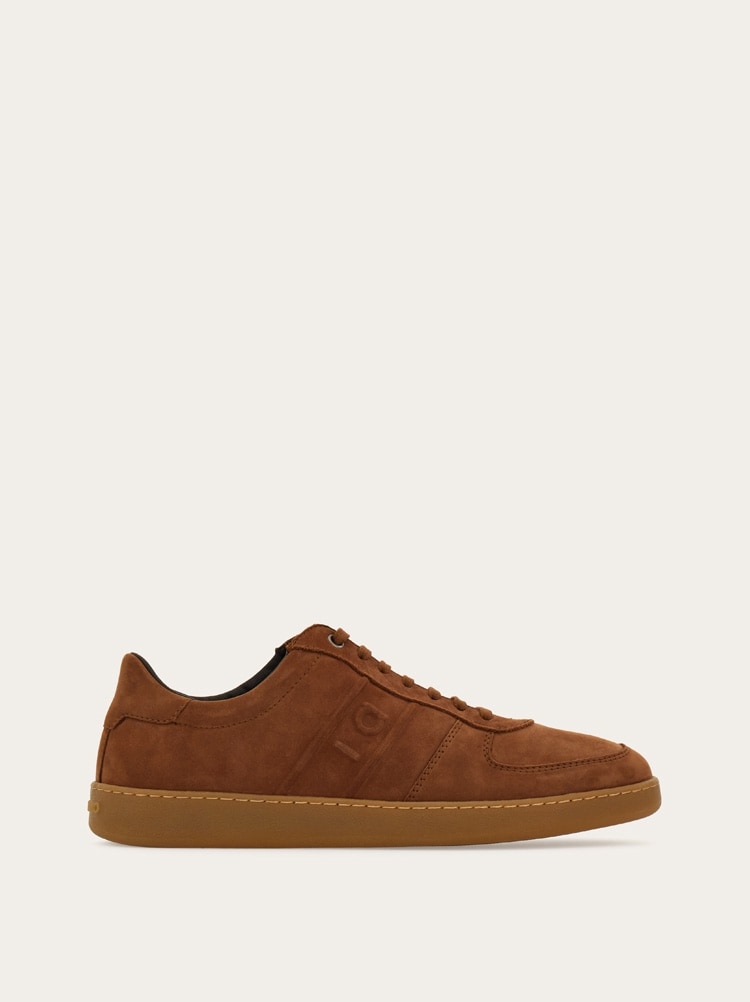 Low-top sneaker Gallery image 1