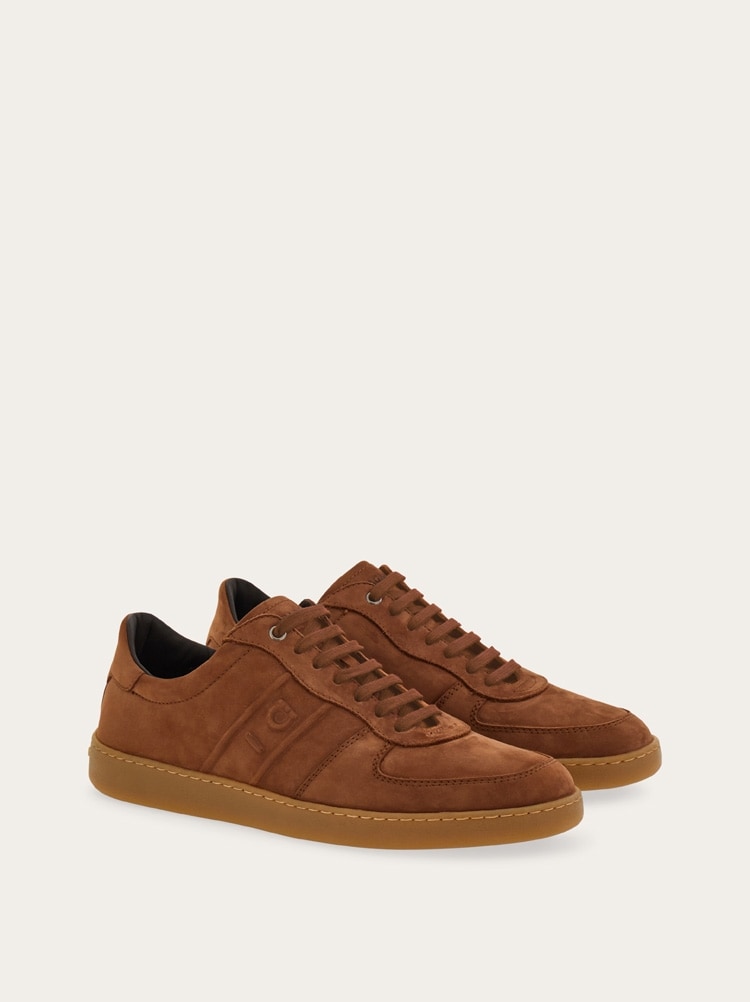 Low-top sneaker Gallery image 2