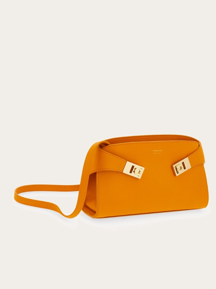 Mini bolso bandolera Hug Gallery image 6