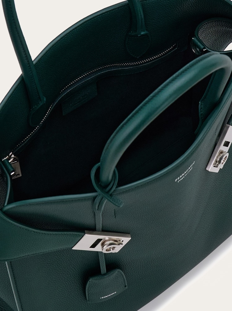 Hug tote bag Gallery image 6