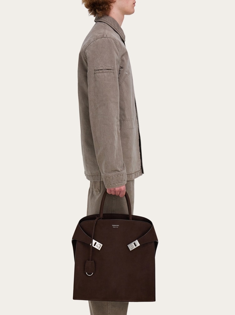 Hug Totebag Gallery image 2
