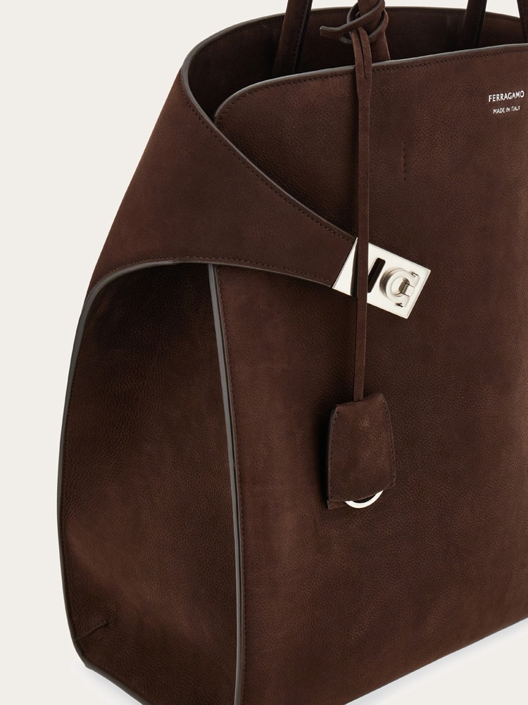 Hug Totebag Gallery image 8