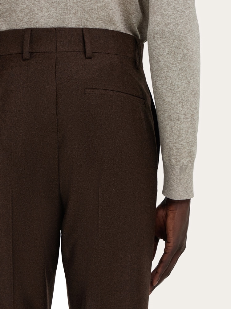 Pantalon haute couture Gallery image 6