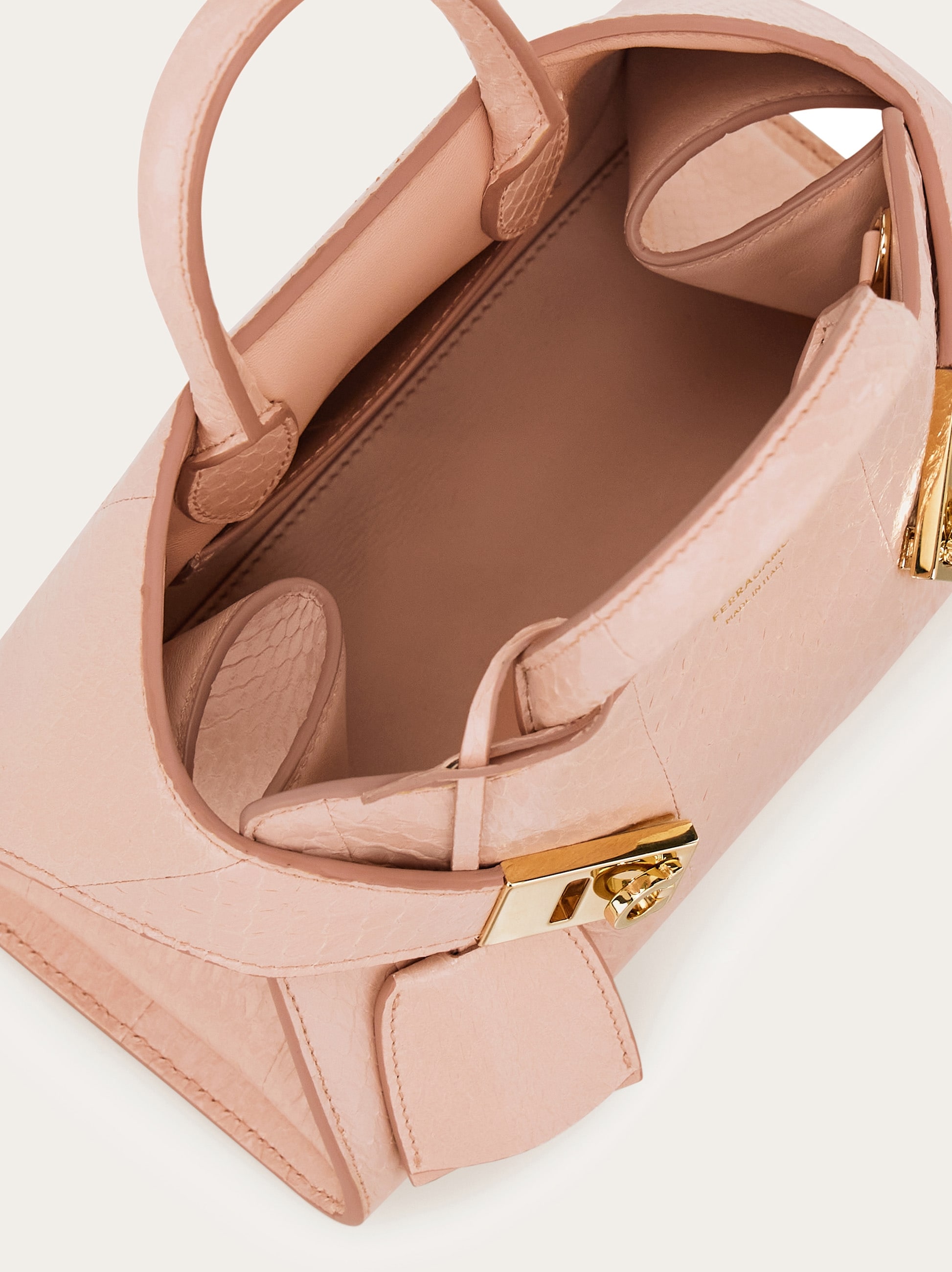 Hug handbag (XS) - Women | Ferragamo