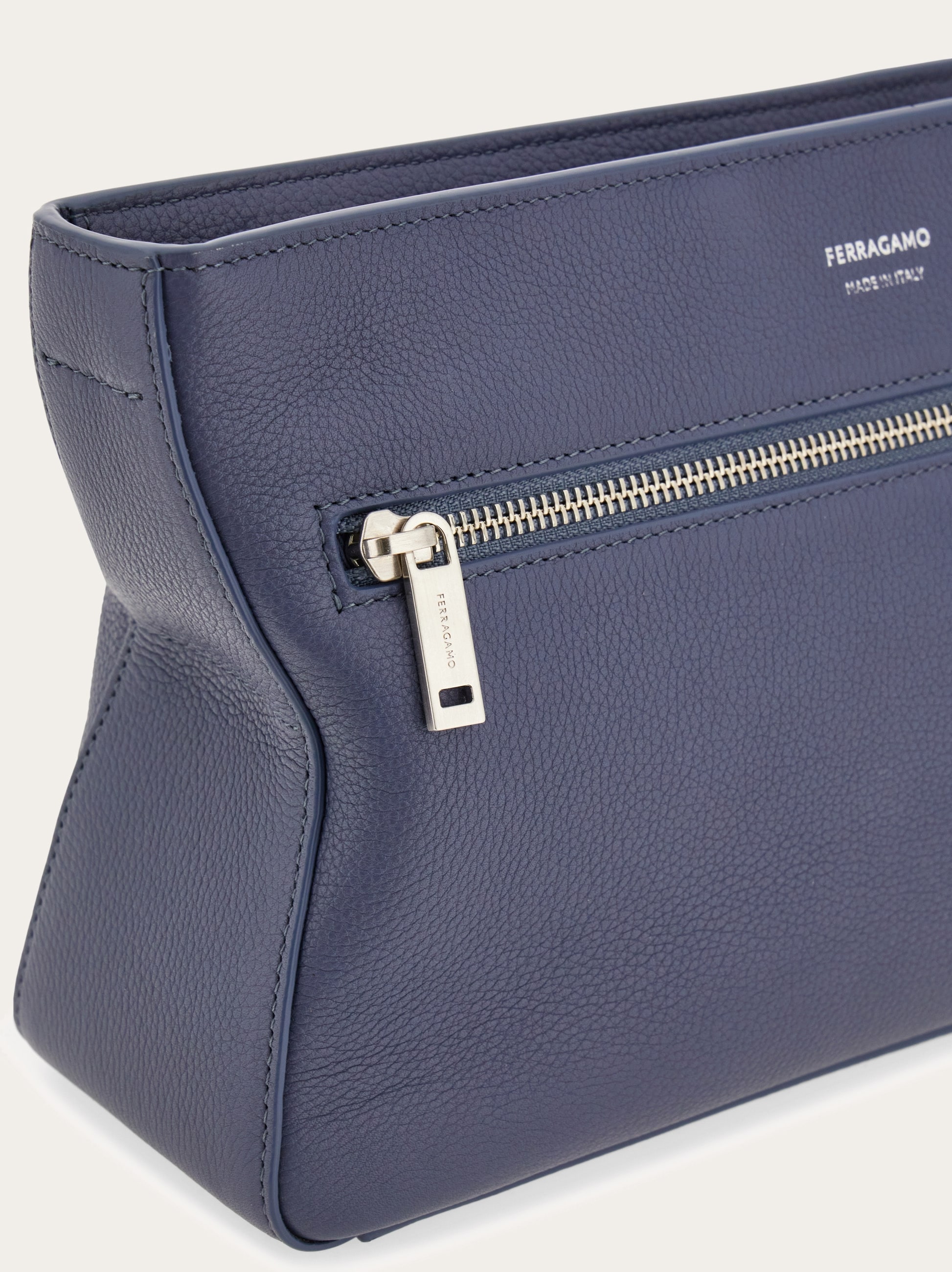 【関税&送料込】Ferragamo Cinutra Salvatore Ferragamo Shoulder Bag 21 8336 NERO 0770636