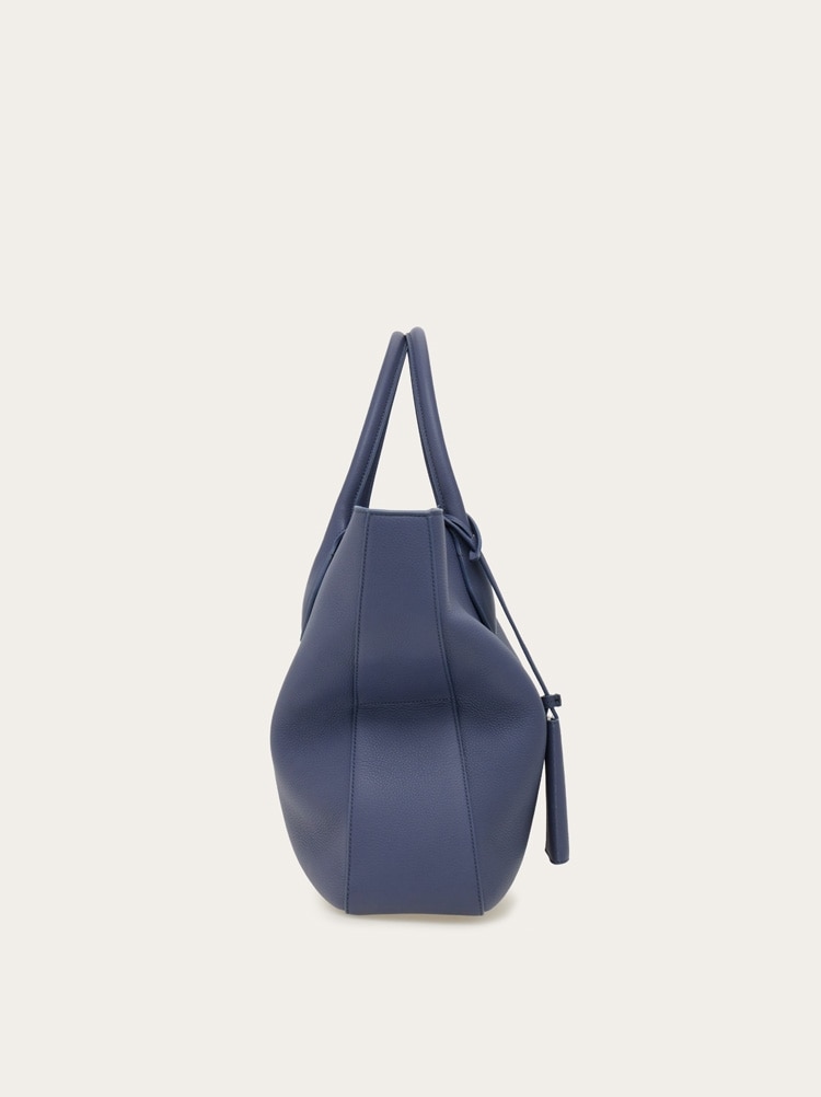 Star-shaped tote bag Gallery image 4