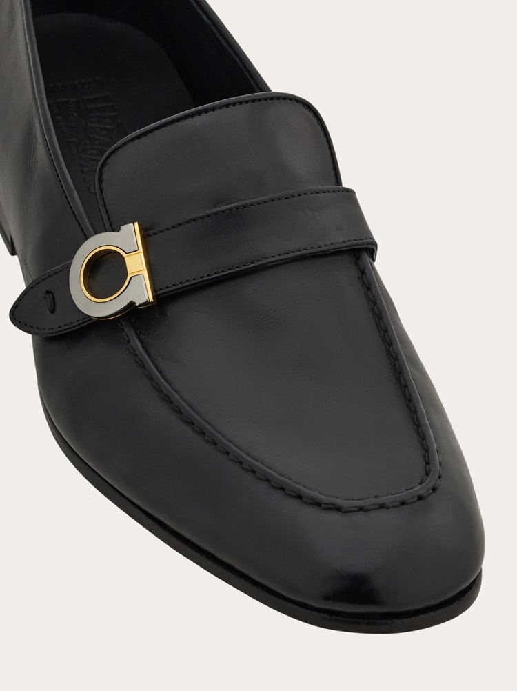 Tramezza loafer with Gancini ornament Gallery image 5