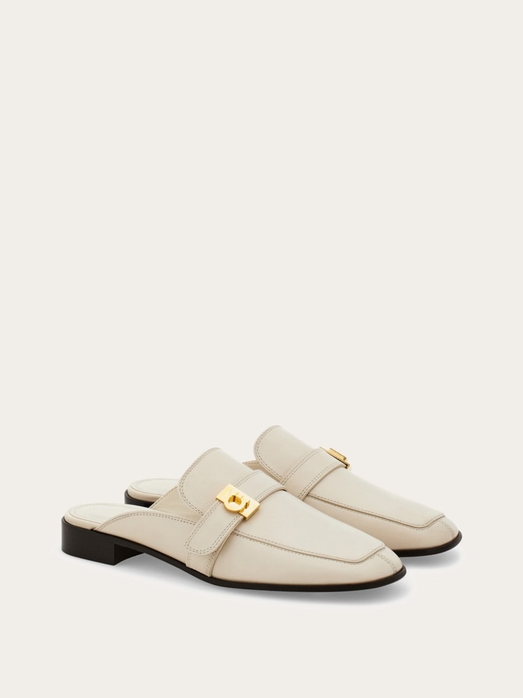 Hug buckle mule Gallery image 2