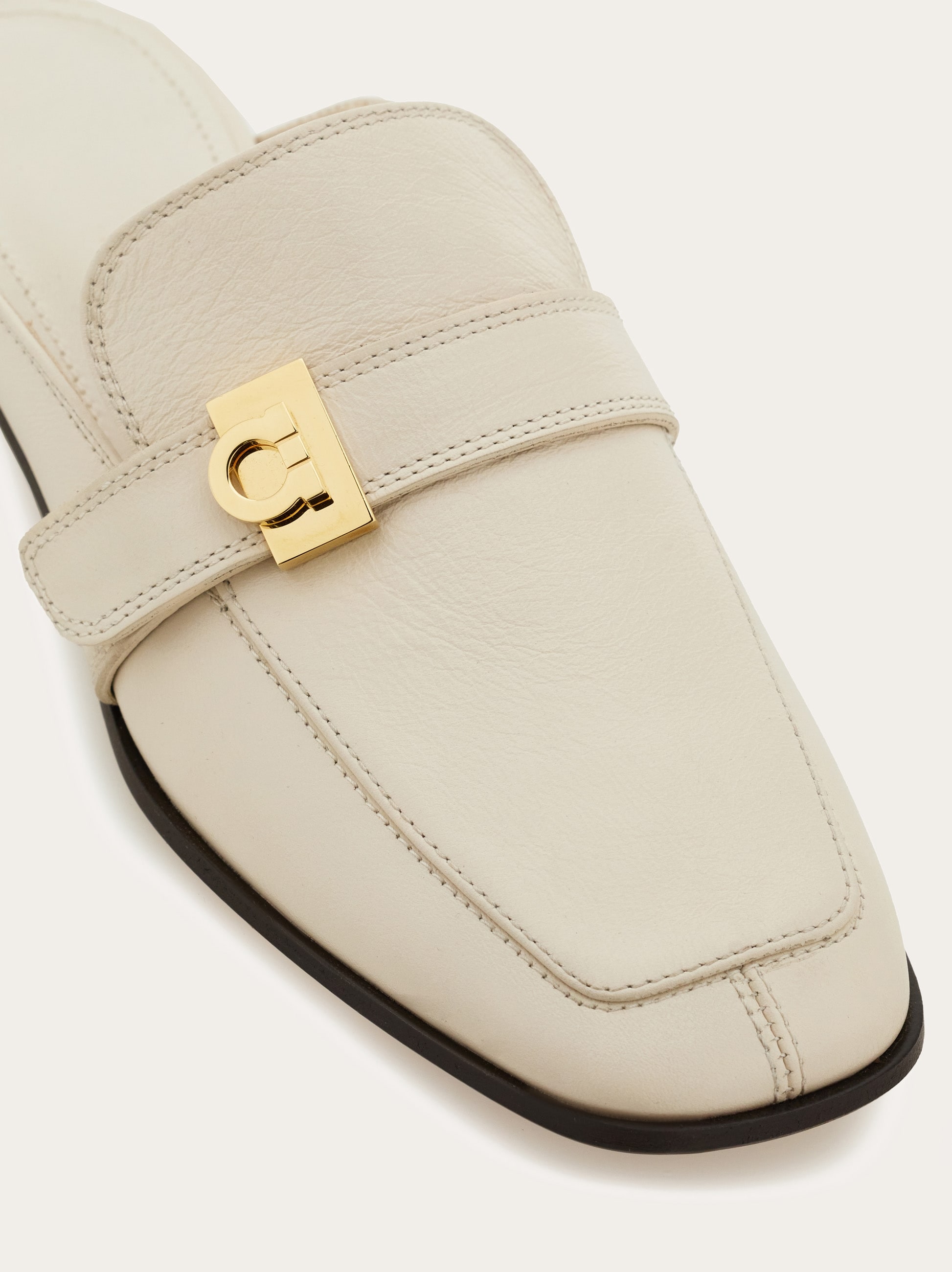 FERRAGAMO （7D) ミュール Hug buckle mule - Women | Ferragamo